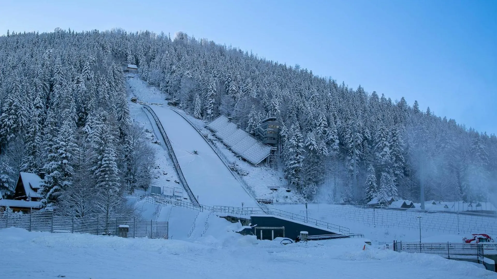 Gorskie Szczyty Apart & Spa Apartament 4 Sauna Jacuzzi I Parking W Cenie! Zakopane 0*,  Polonya